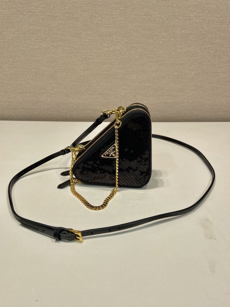 Pra*a triangle pouch
